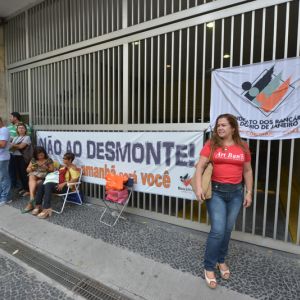 PARALISAÇÃO 24 HORAS CONTRA DESMONTE DA CAIXA - PRÉDIO DA AV ALMIRANTE BARROSO