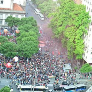 Bancários na passeata contra a Reforma da Previdência