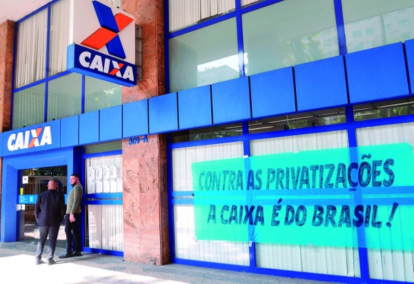 Sindicato cobra da Caixa acerto do valor da PLR a ser pago no dia 20