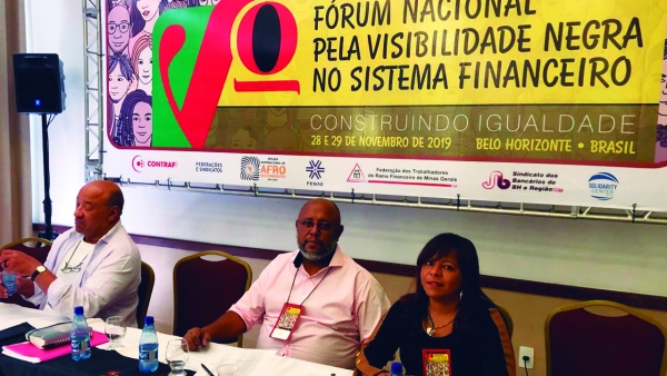 Almir Aguiar, Secretário de Combate ao Racismo da Contraf-CUT, destacou a importância do debate sobre o racismo no mercado de trabalho e cobrou dos bancos a contratação de mais negros e negras