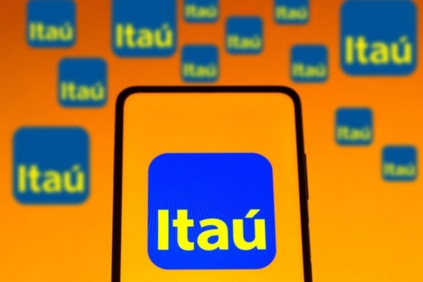 Sindicato orienta e dá assistência aos bancários de agência do Itaú assaltada no Rio