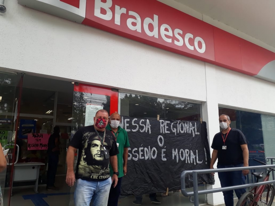 Sindicato vai à agência Praça Jauru, em Jacarepaguá, apurar denúncias