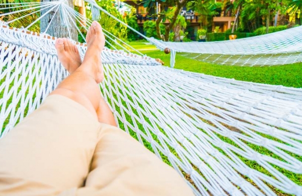 Mais tempo para descansar, estar com a fam&iacute;lia e se dedicar aos estudos e a pr&aacute;tica religiosa: redu&ccedil;&atilde;o da joranda de trabalho eleva a qualidade de vida dos empregados e a efici&ecirc;ncia das empresas 