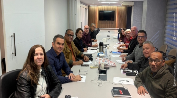 Pouco antes da reunião. Coletivo de Segurança posa para foto. Foto cedida pela Contreaf-CUT.