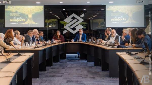 A mesa de negociação sobre o custeio da Cassi praticamente não teve avanços. Os representantes do banco disseram que não poderiam fornecer dados ou informações que pudessem “influenciar o mercado”.