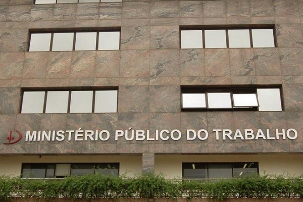 O Sindicato denunciou ao MPT solicitando revogação de medida do BB que convoca para o trabalho presencial funcionários que coabitam com familiares do grupo de risco