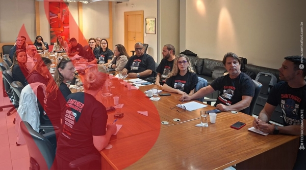 Mesa de negociação com o banco. Foto cedida pela Contraf-CUT.