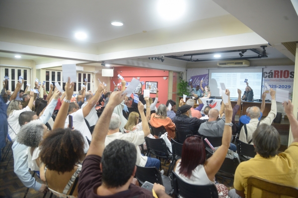 Bancários e bancárias do Rio de Janeiro aprovaram o balanço financeiro e patrimonial 2024 do Sindicato, em assembleia presencial no auditório da entidade 