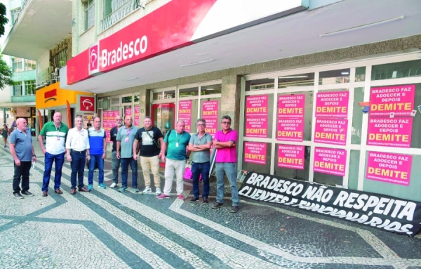 O Sindicato vai intensificar as manifestações contra o fechamento de agências e demissões no Bradesco na Campanha Nacional de 2024