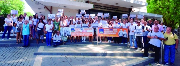Atividade de mobilização do Sindicato e dos aposentados do Itaú em frente ao Ministério Público do Trabalho. Na segunda-feira (16) tem audiência pública na Alerj