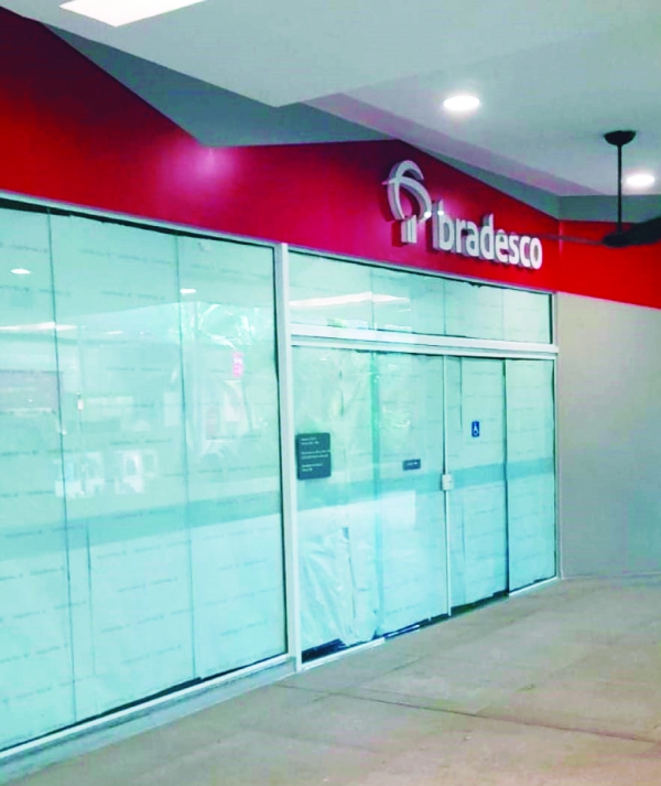 A nova agência, após receber todo o mobiliário  e equipamentos, não será sequer inaugurada