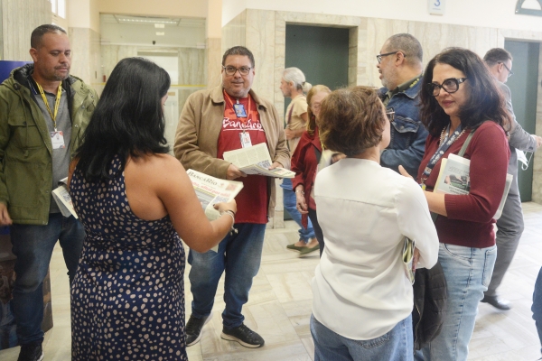 No interior do CCBB teve distribuição do Jornal Bancário para o funcionalismo. Na quarta-feira (5) tem um novo Dia Nacional de Luta 