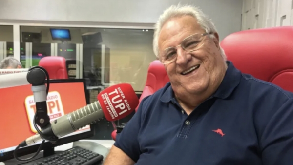 Futebol fica mais triste: morre Washington Rodrigues, o Apolinho