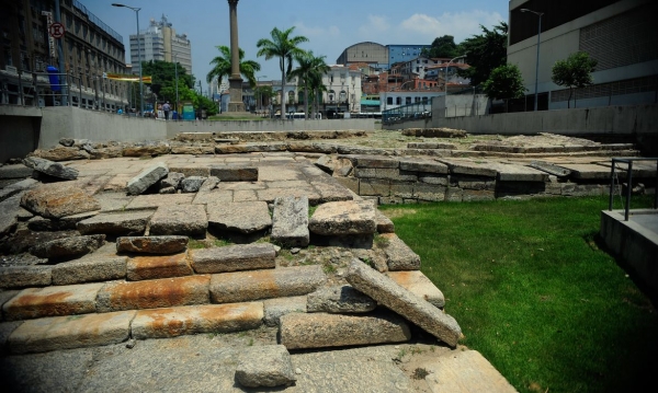 O Cais do Valongo, reconhecido como patrimônio histórico pela Unesco e uma história viva da escravidão no Brasil, receberá investimentos de R$17 milhões do BNDES. Projeto inclui a construção de um Museu
