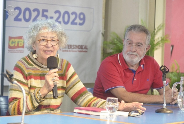 A professora de Filosofia Terezinha Rios mostrou que falta reflexão das pessoas em torno da realidade cotidiana em que ela vive na sociedade 