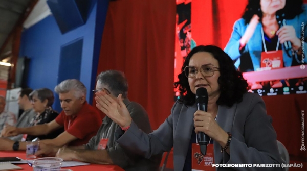 ISSO TEM A VER COM VOCÊ - A presidenta da Contraf-CUT e vice nacional da CUT Juvandia Moreira defende o protagonismo dos trabalhadores e trabalhadoras em temas como sustentabilidade, justiça social e proteção dos empregos e qualidade do trabalho ante os avanços das novas tecnologias 