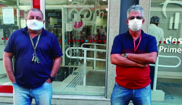 Sérgio Menezes e Geraldo Ferraz. O Sindicato não descarta paralisações nas agências do Bradesco onde estão sendo feitas denúncias de assédio moral e pressão por metas abusivas