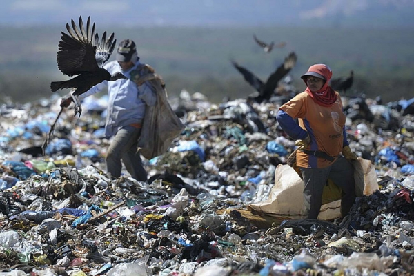 O Brasil ainda está na contramão dos melhores exemplos de reciclagem de lixo urbano 
