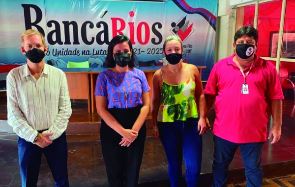 O bancário Paulo Roberto, a advogada Manuela Martins, a bancária Viviane Toledo e o diretor da Secretaria de Saúde, Edelson Figueiredo