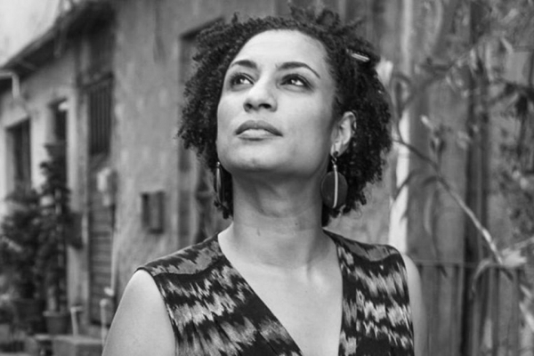 O legado de Marielle Franco está em cada rosto de negros e negras eleitos em 2020 e na reação popular contra o racismo nas ruas, praças, guetos e redes sociais. Novos ventos sopram: o Brasil reage