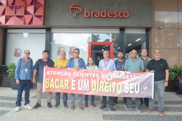 Além de fechar agências, Bradesco empurra para fora os clientes das que ficam. Foto: Nando Neves.